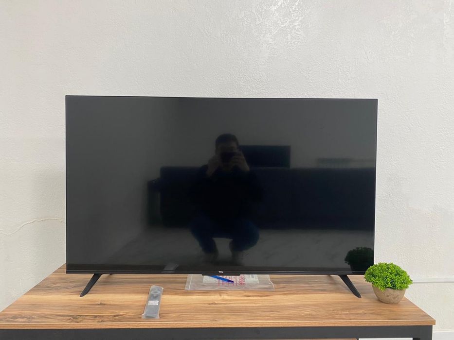 Продам телевизор TCL