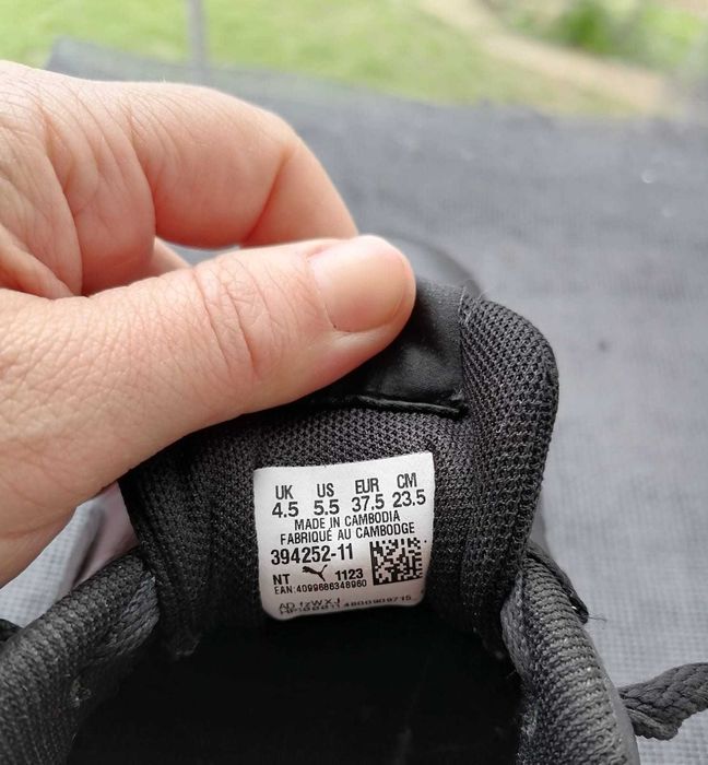 Adidasi Puma baieti marime 37,5