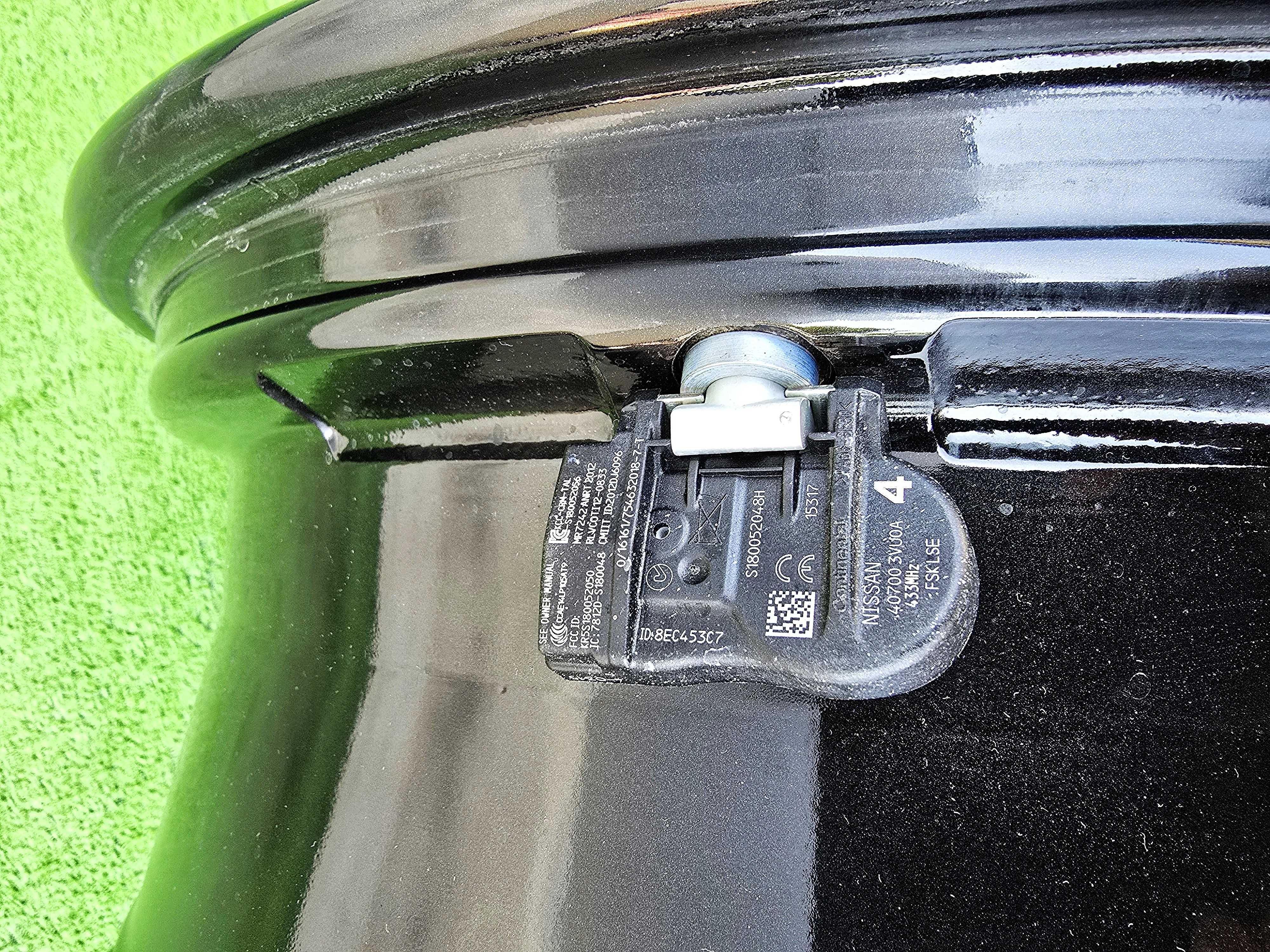Оригинални лети джанти NISSAN 17 цола 5x114.3
