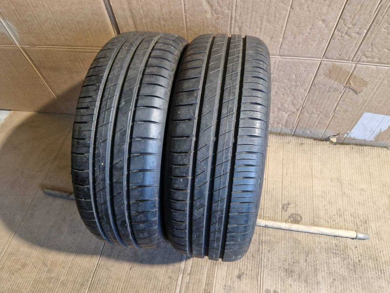 2 Goodyear R16 195/55
летни гуми DOT3518