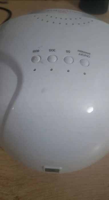 Vand lampa de unghii