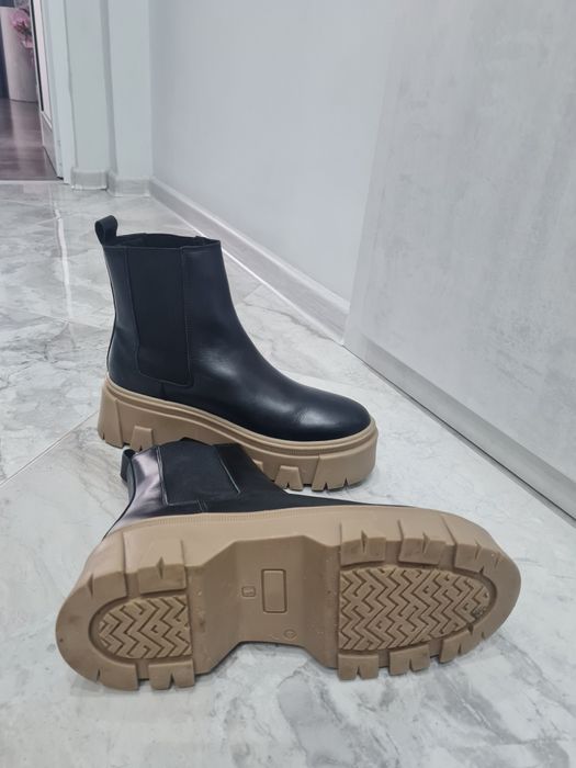 Боти от естествена кожа