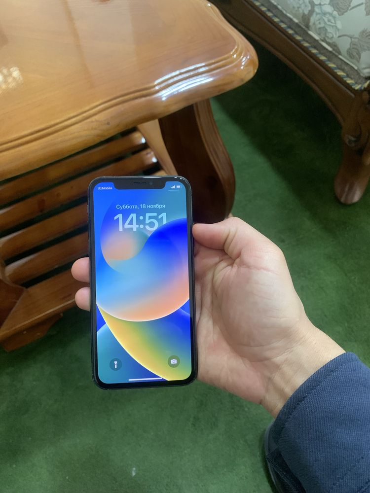 Iphone X 64gb сотилади