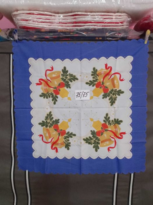 Коледни покривки за маса