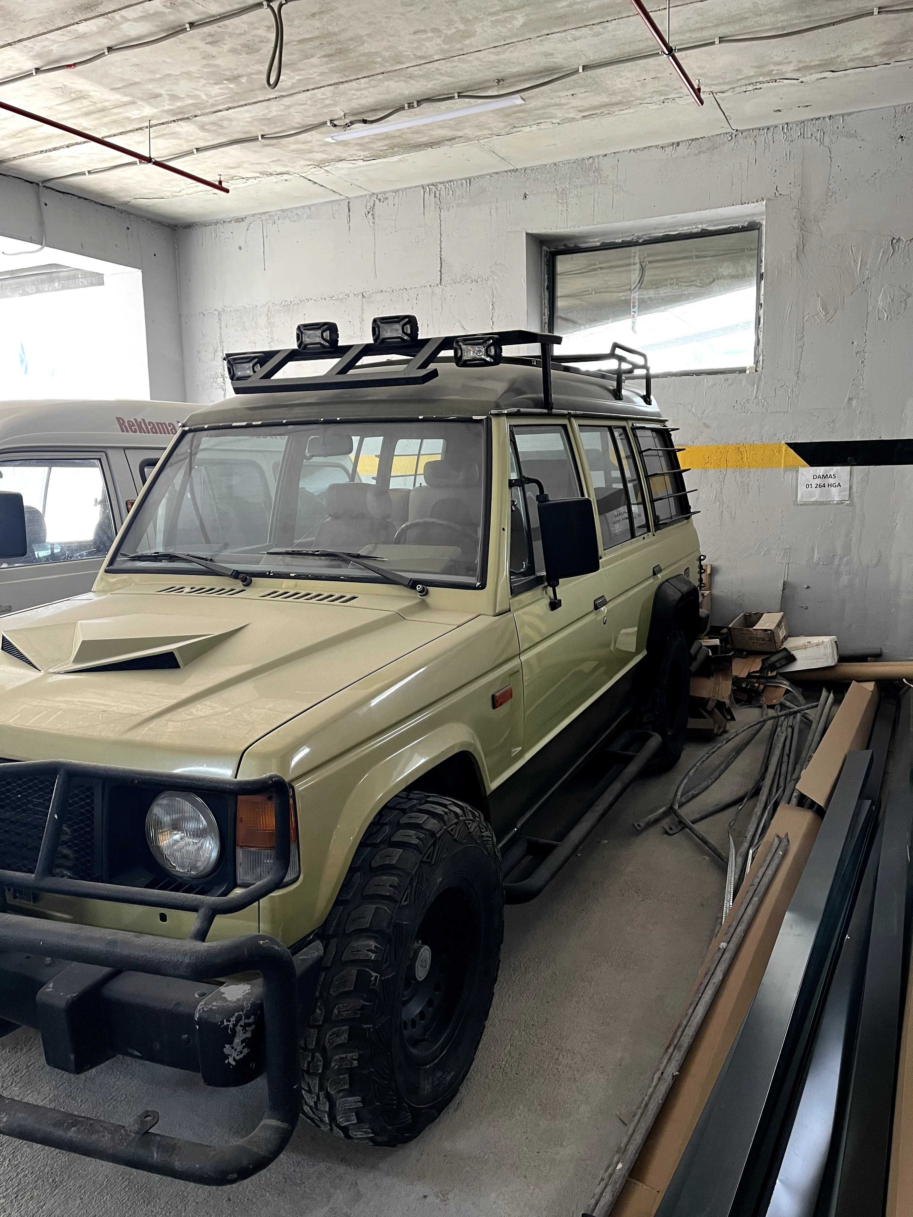 Mitsubishi Pajero OFF-ROAD 1987