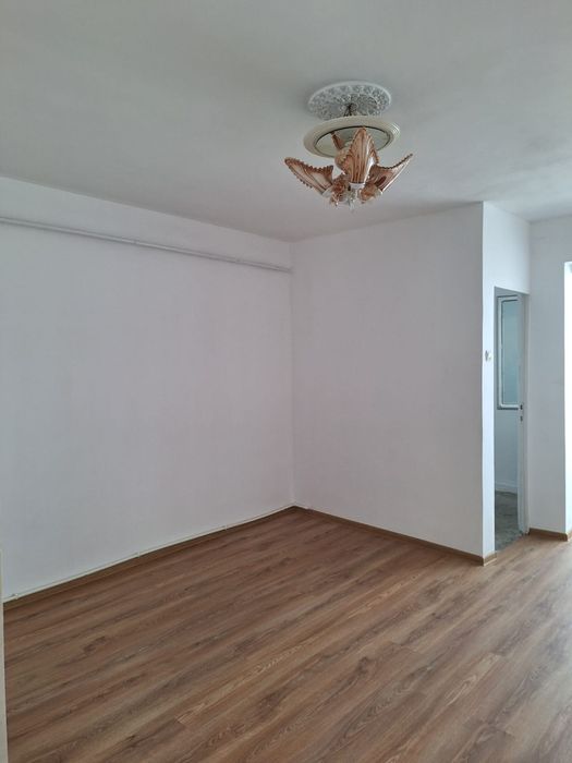 De vanzare Garsonieră 32 mp, etaj 3, Balș, zona turnuri