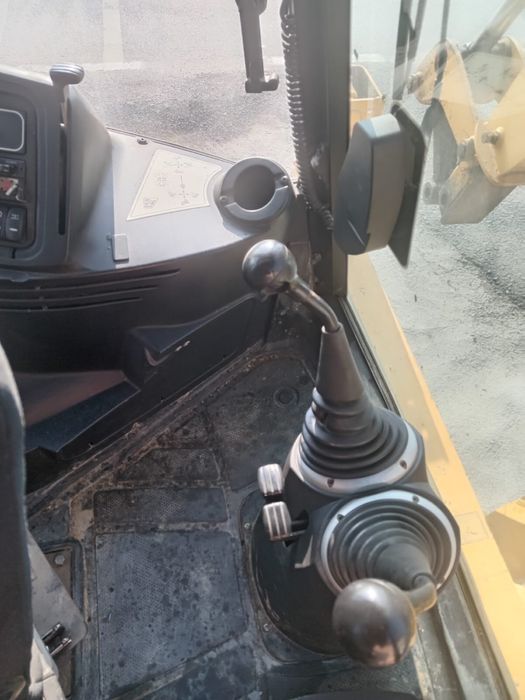 Buldoexcavator 3cx de vanzare