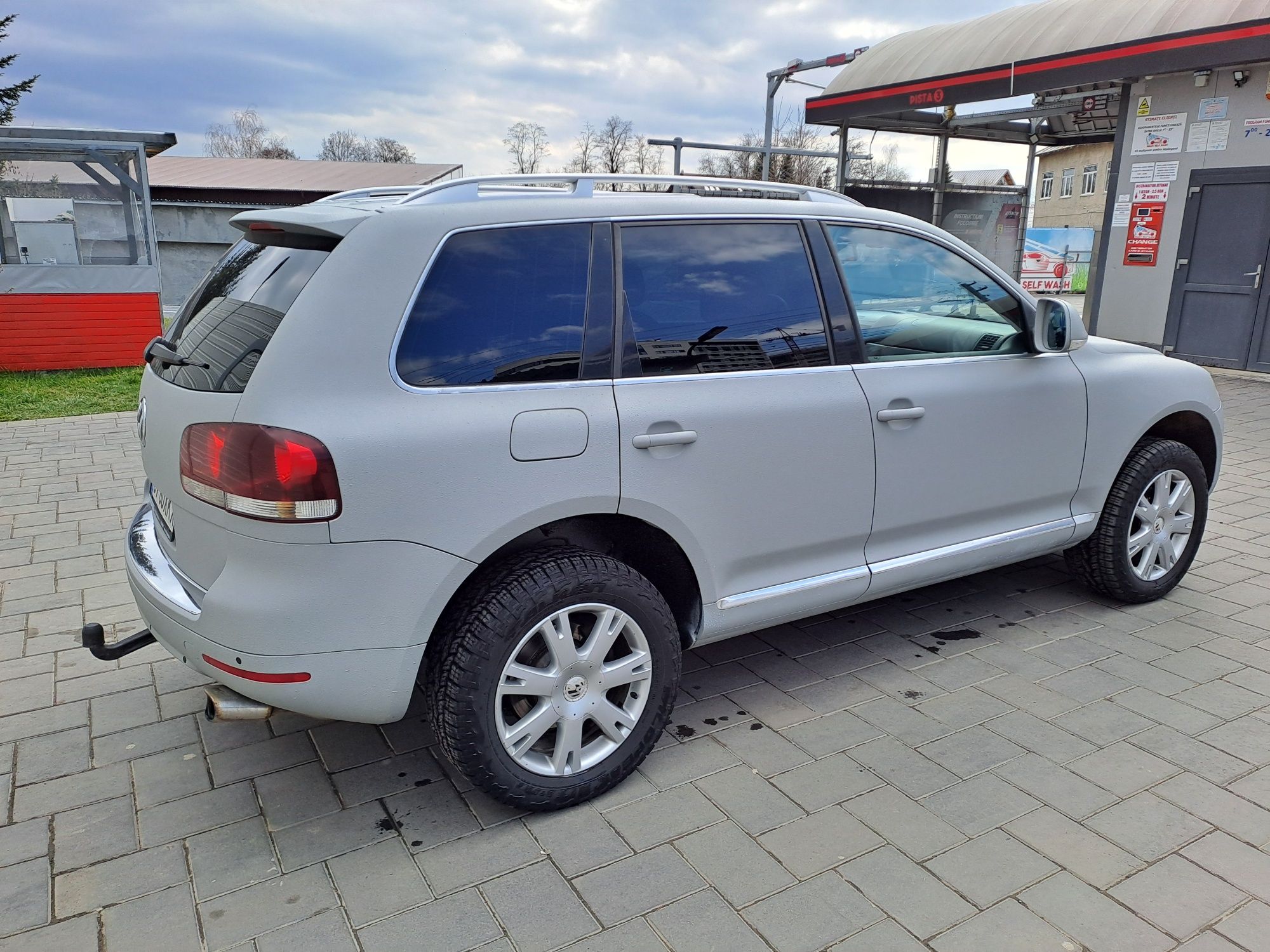 Volkswagen Touareg 2.5 BPE, manual, arcuri, vopsit Raptor