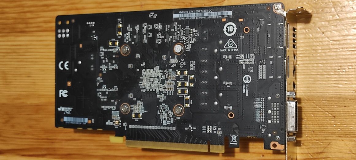 Продавам видео карта GTX 1050TI