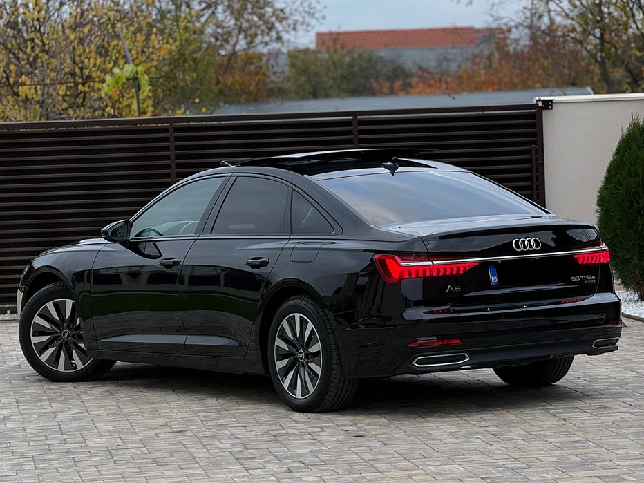 Audi A6 50 TFSI e / Matrix / Panorama / Distronic