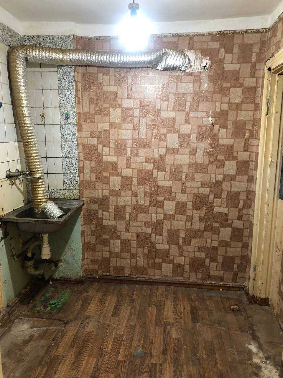 Продаётся квартира срочно - 2/2/4 - ТТЗ 1 - Кирпичный дом - 55 м2