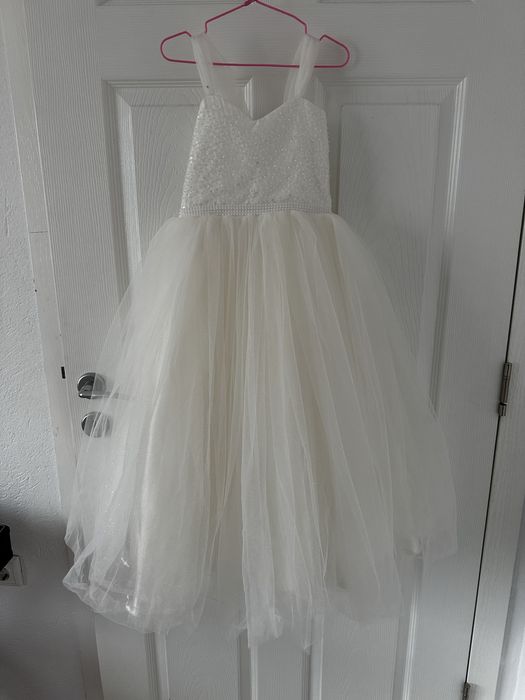 !!!Промо!!!Булчинска рокля за 6/7 години