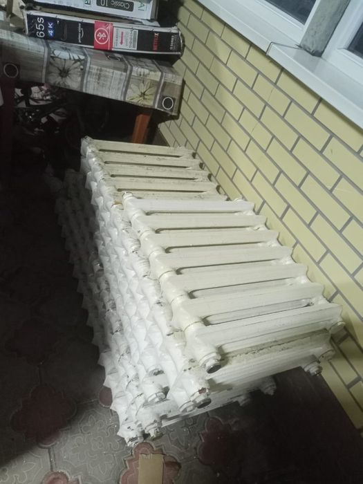 Продам батареи чугунные