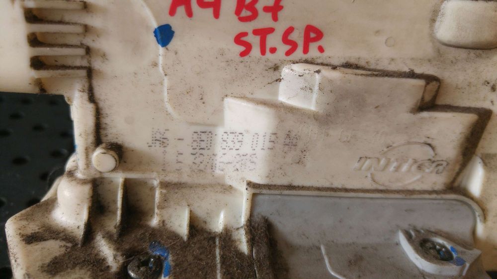 Broasca usa stanga spate audi a4 b7 8ec 8e0839015aa