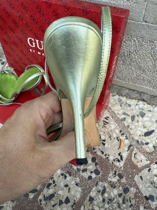 Sandale Guess by Marciano, mărimea , purtate o singură dată