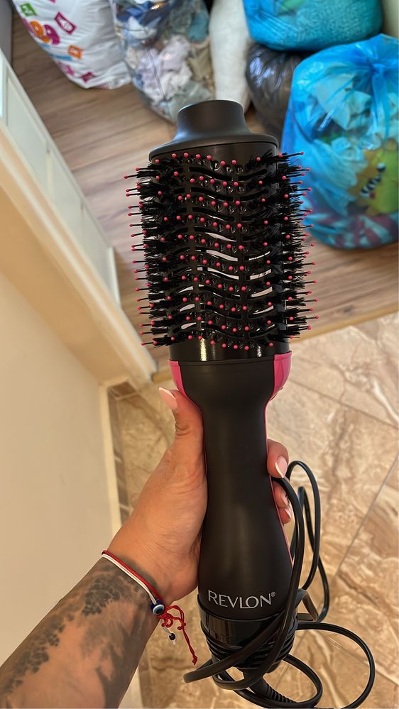 REVLON Pro Collection One-Step Hair Dryer & Volumizer,