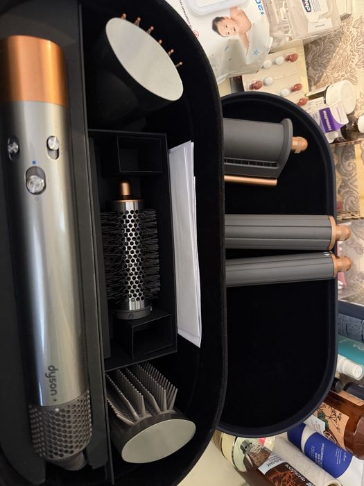 Продается Dyson HS05
