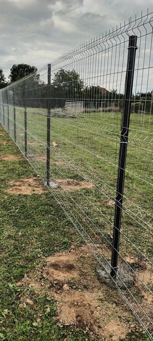 Împrejmuirea terenurilor cu plasă burdurată