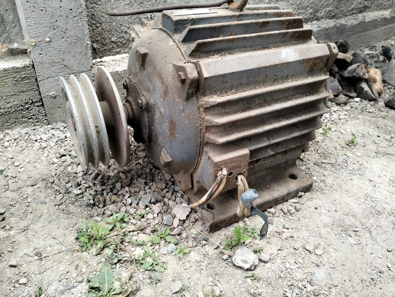 Электродвигатель