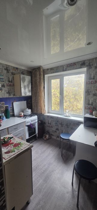 Продам 1 комнатную квартиру Абая 64