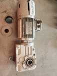 Motor electric cu reductor de 0,55 kw