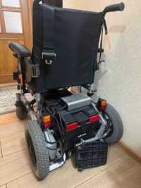 Продам инвалидную кресло-коляску с электроприводом MEYRA