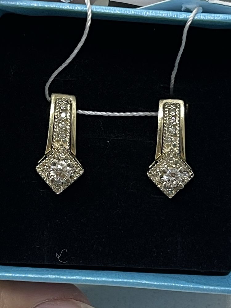 Серьги с бриллиантами
