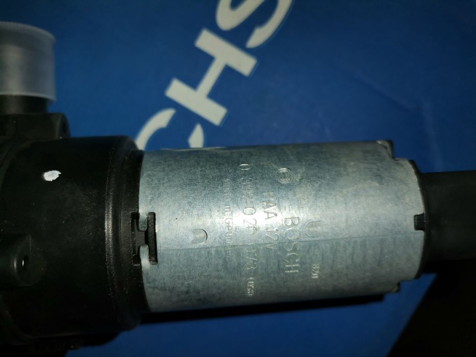 Електрическа водна помпа за печка Eberspacher.