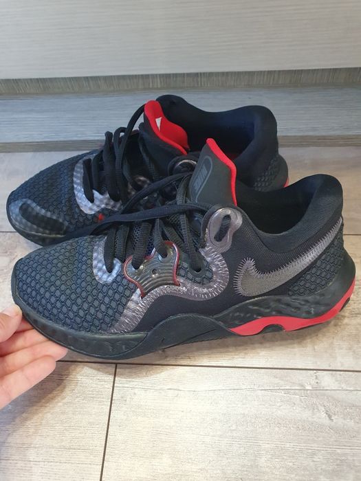 Jordan и Nike 41 номер .