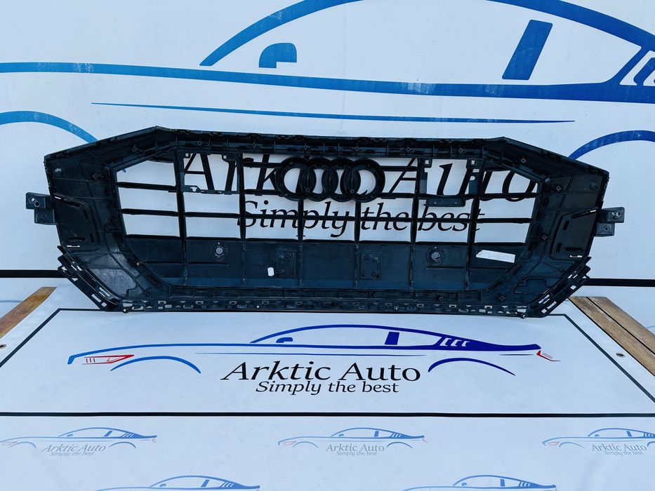 Grila radiator S Line Black  Audi Q8 cod 4M8853651