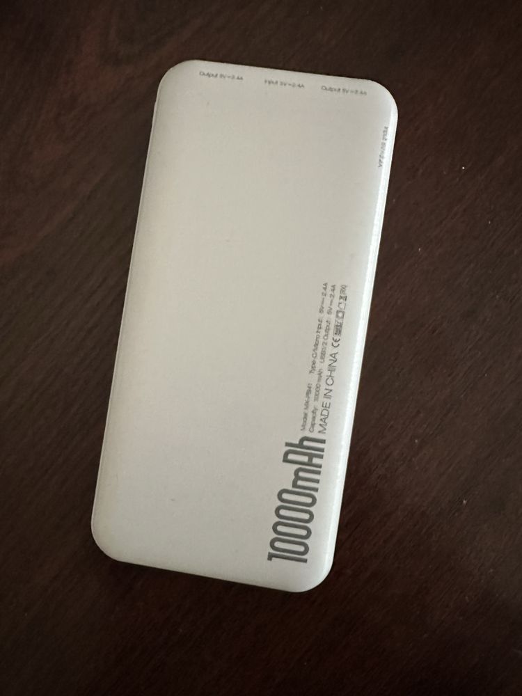 пауэрбанк - 10000mAh