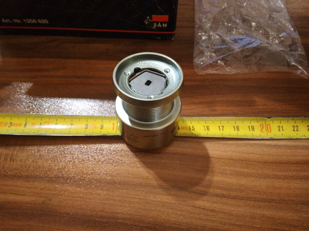 нова макара DAM-620 FD