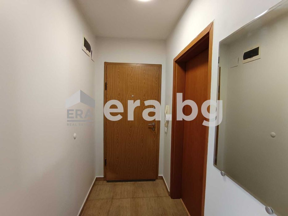 Продава се Тристаен апартамент в Варна, Конфуто - 74 кв.м за 2107 €/кв.м - Снимка #5
