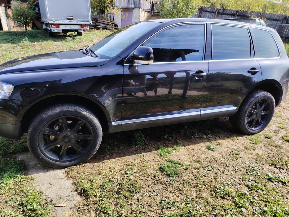 Vând Touareg sau schimb cu autoutilitara