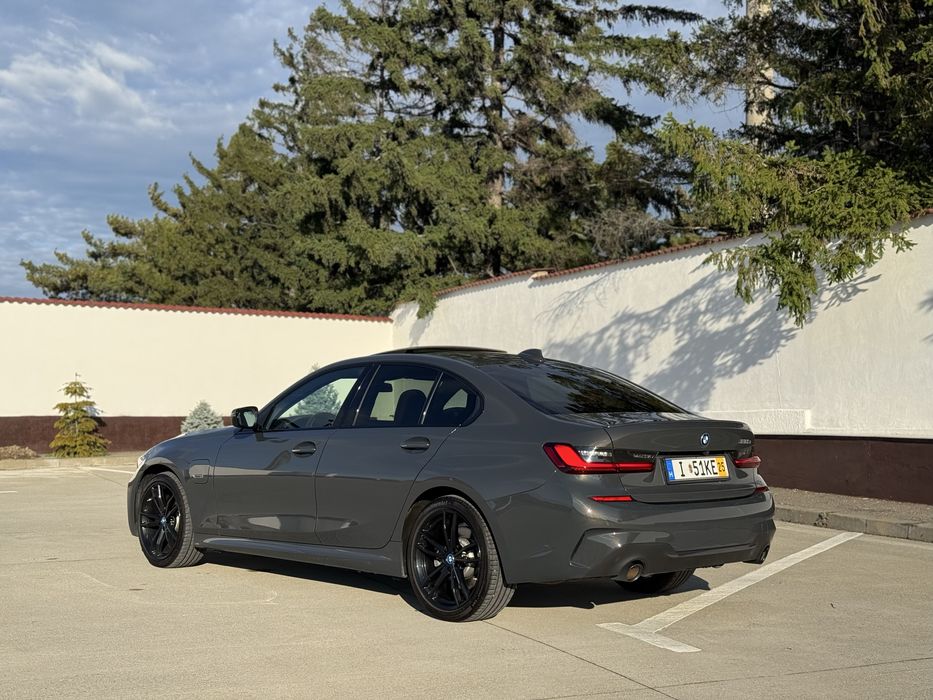 BMW G20 320e benzina Plug-in Hybrid / Pachet M interior/exterior