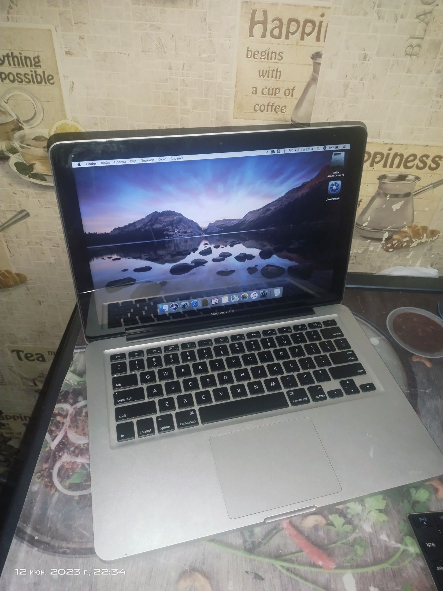 MacBook pro 2011