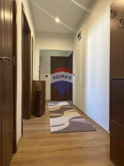 Дава се под наем Тристаен апартамент в Варна, Цветен квартал - 75 кв.м за 637.5 € - Снимка #9