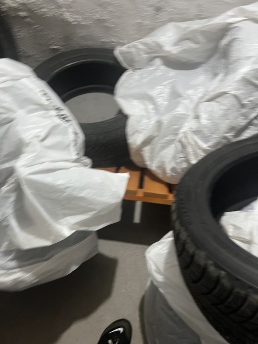 Bridgestone 225/45/18