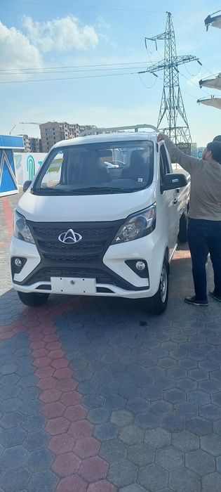 Moshina changan.holati.zur