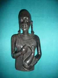 Statuetă africană din GHana, veche, lucrată manual în lemn de abanos.