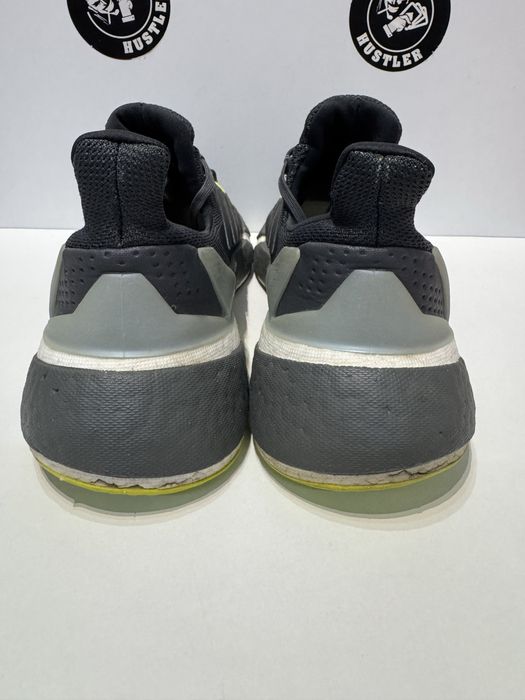 Маратонки ADIDAS BOOST .Номер 43.5