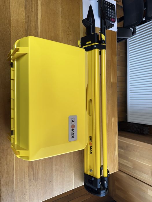 Statie totala Geomax Zoom 45 cu scanare - nou