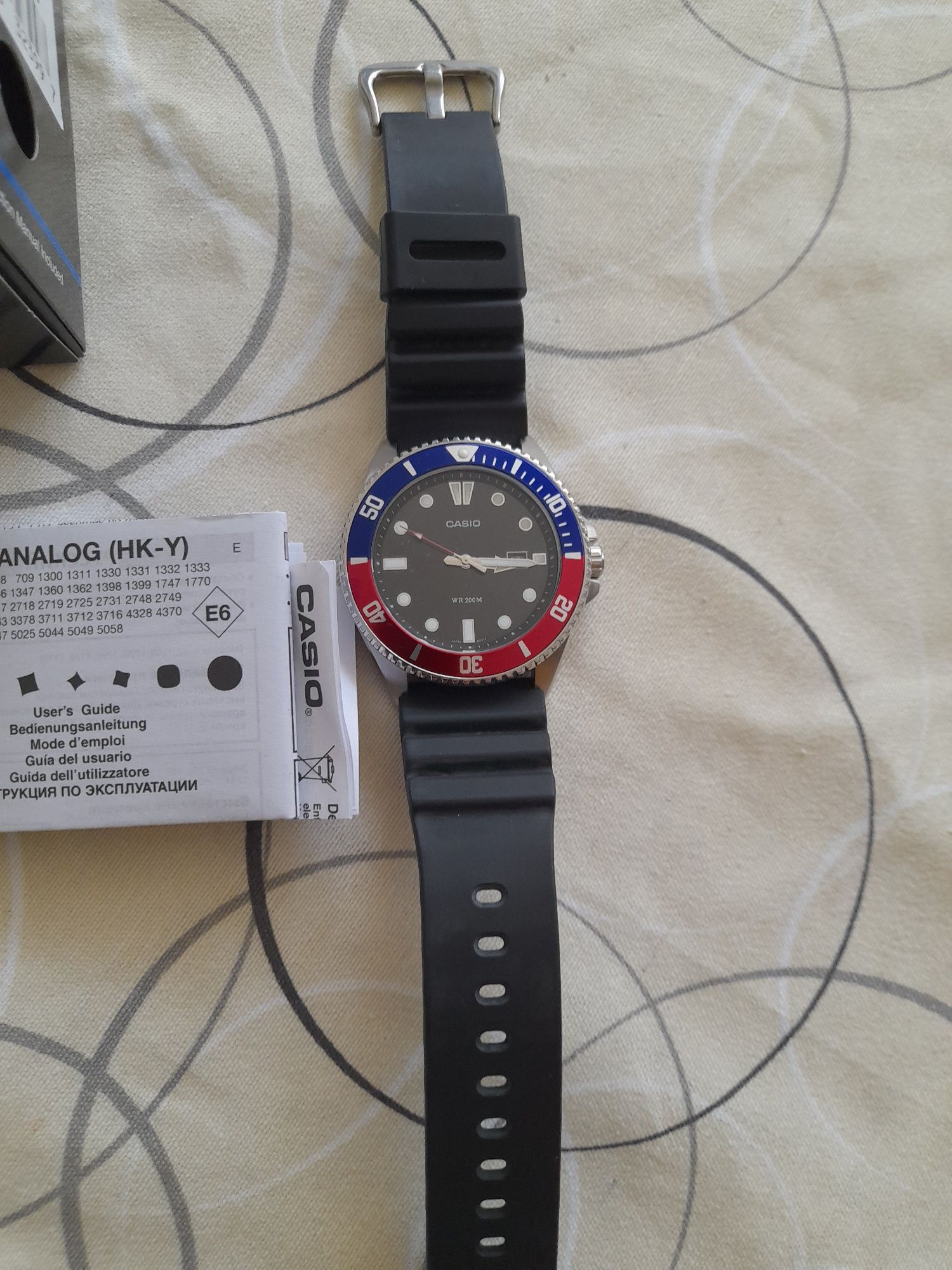 Часовник Casio diver
