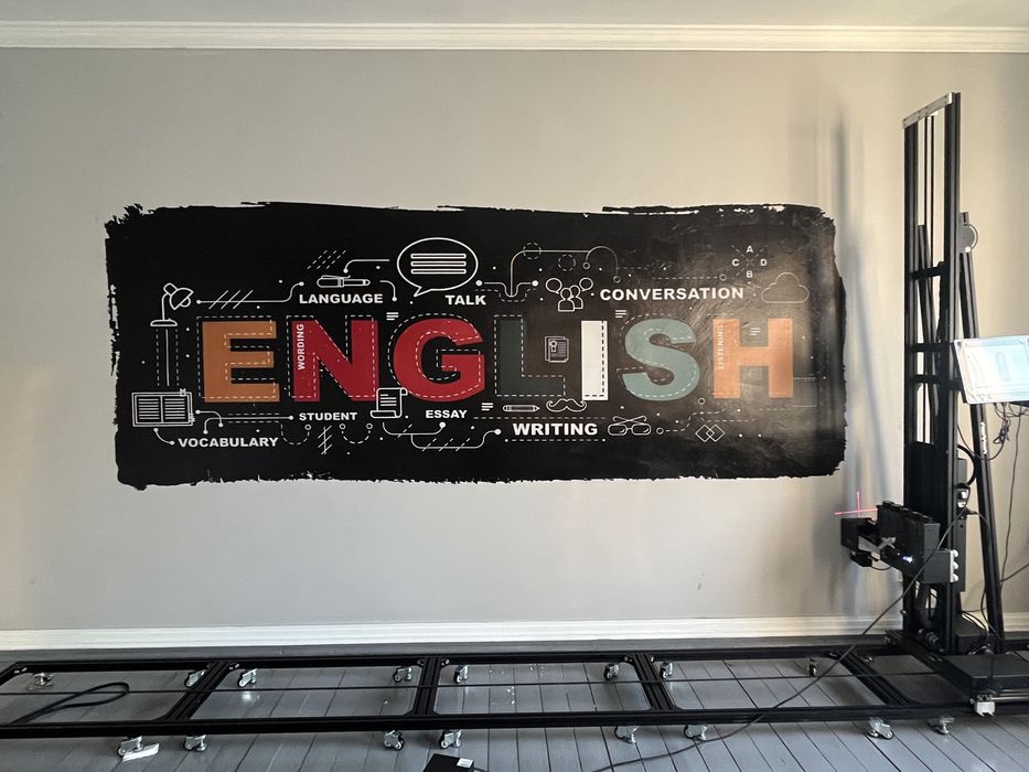 Devorga rasm chizadigan 3 D vertikalniy printer srochno sotiladi