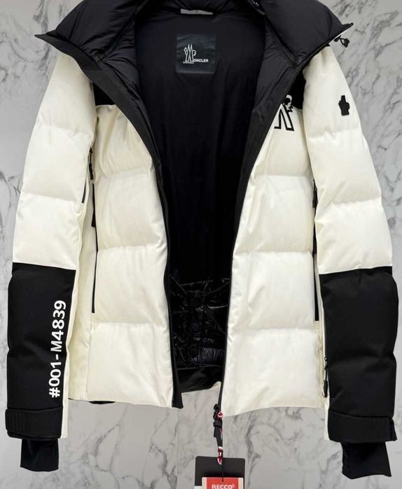 Geaca Moncler Grenoble Curtis Black & White cu puf barbati