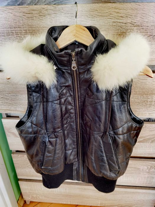 Дамски кожен елек