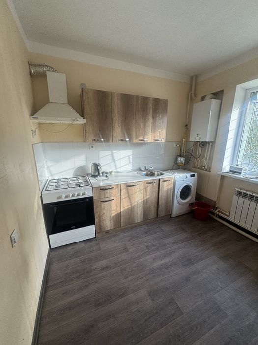 Зудлик билан 2 хонали квартира сотилади Корасув масивида