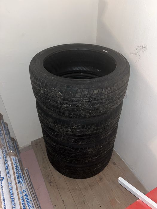 Зимни гуми 235/40/18