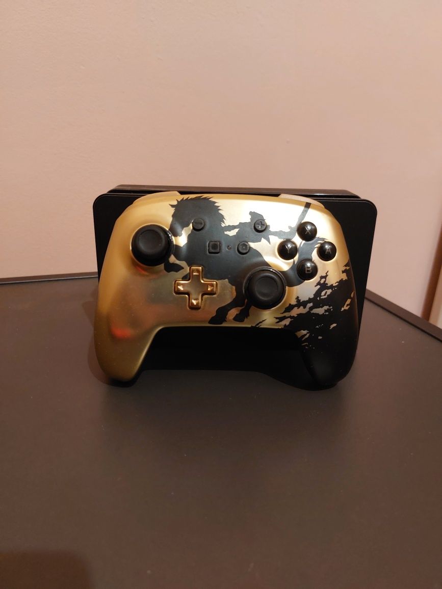 Nintendo Switch OLED + контролер + игри