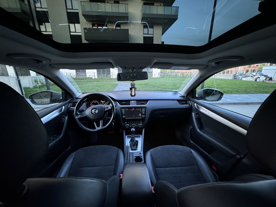 Skoda Octavia 3 - FULL - dsg/ panoramic/ xenon